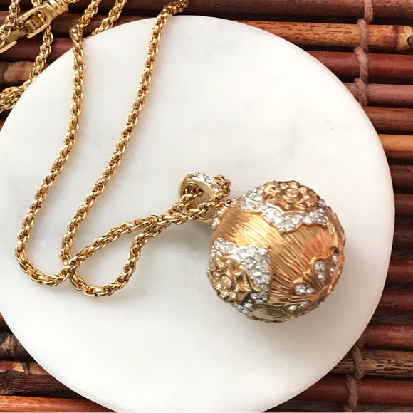 Swarovski Crystal Ball pendant Necklace Gold tone on long chain 33”